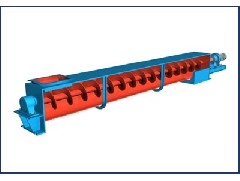 The method of cleaning the residual materials of screw conveying equipment